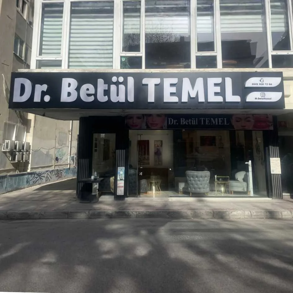 Dr. Betül Temel kapak görseli